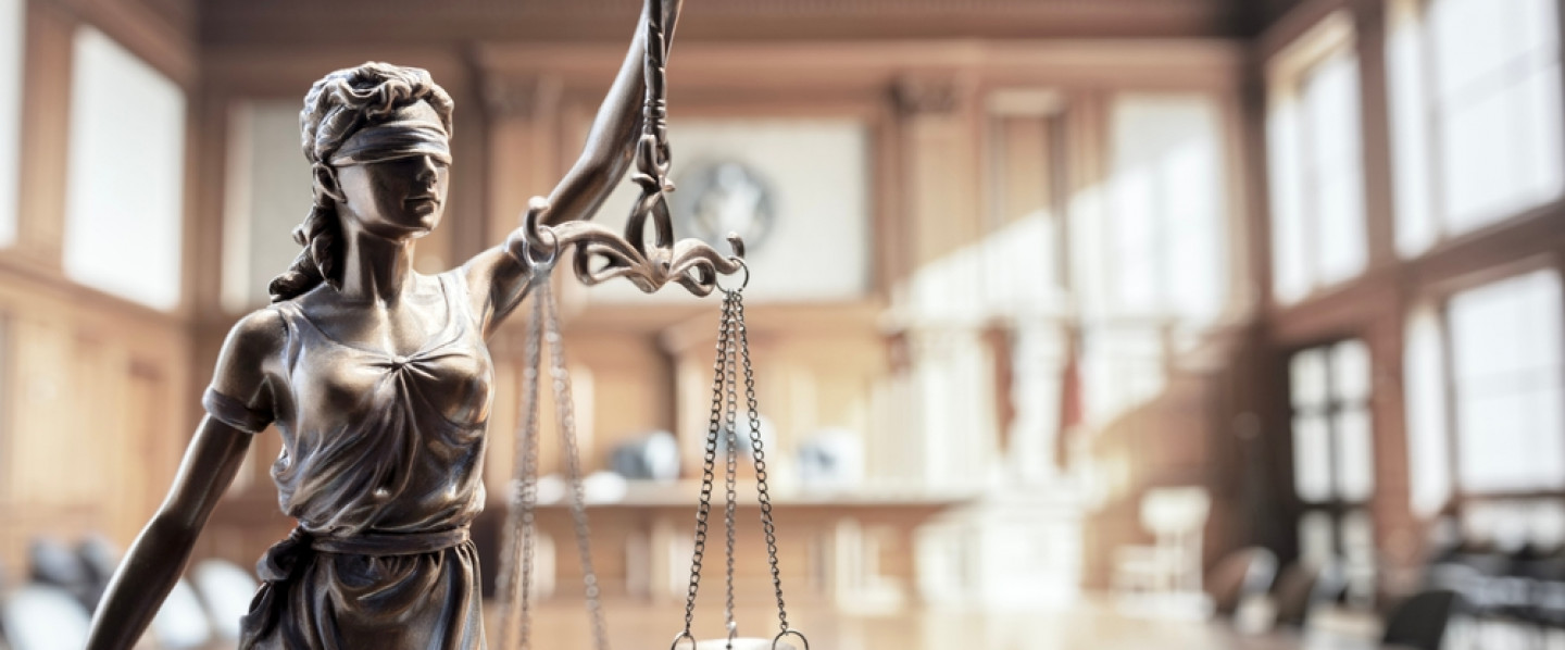 Child custody lawyer